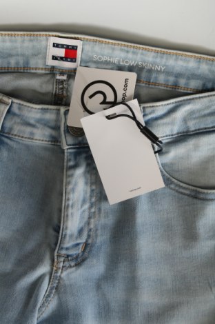 Dámske džínsy  Tommy Jeans, Veľkosť XL, Farba Modrá, Cena  67,45 €