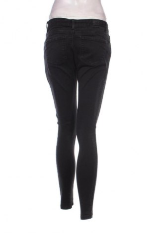 Damskie jeansy Vero Moda, Rozmiar M, Kolor Czarny, Cena 47,99 zł