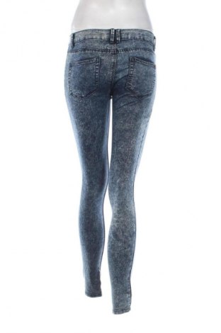 Damskie jeansy Zara Trafaluc, Rozmiar S, Kolor Niebieski, Cena 34,99 zł