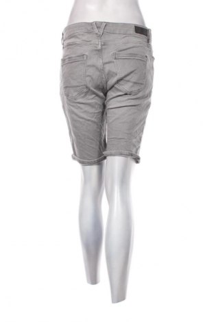 Damen Shorts Esprit, Größe L, Farbe Grau, Preis 15,99 €