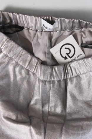 Pantaloni scurți de femei Gina Tricot, Mărime S, Culoare Gri, Preț 25,99 Lei