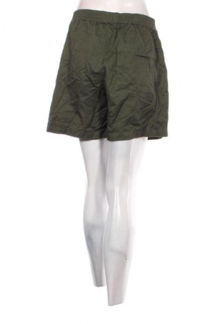 Damen Shorts Minimum, Größe M, Farbe Grün, Preis € 18,99