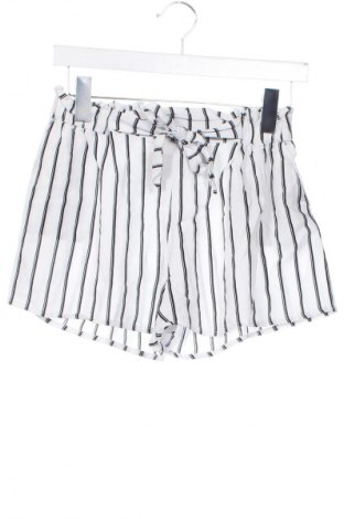 Pantaloni scurți de femei Terranova, Mărime XS, Culoare Alb, Preț 19,99 Lei