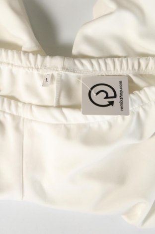 Damenhose, Größe L, Farbe Weiß, Preis € 14,84