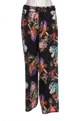 Pantaloni de femei, Mărime M, Culoare Multicolor, Preț 97,80 Lei