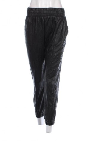 Damenhose Bershka, Größe M, Farbe Schwarz, Preis € 6,49