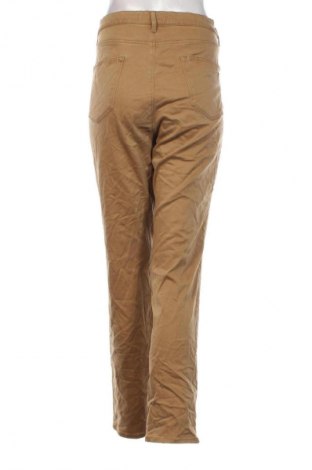 Pantaloni de femei Brax, Mărime XL, Culoare Maro, Preț 78,99 Lei