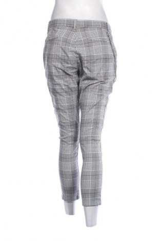 Pantaloni de femei Clockhouse, Mărime XL, Culoare Gri, Preț 43,99 Lei