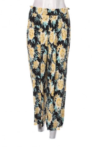 Pantaloni de femei Gina Tricot, Mărime M, Culoare Multicolor, Preț 40,99 Lei