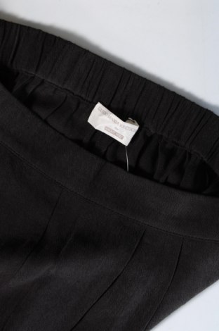 Pantaloni de femei Guido Maria Kretschmer for About You, Mărime M, Culoare Negru, Preț 305,99 Lei