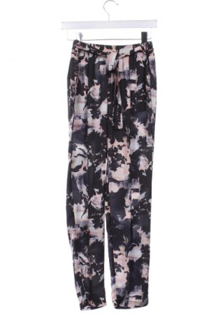 Pantaloni de femei Guido Maria Kretschmer for About You, Mărime XS, Culoare Multicolor, Preț 165,99 Lei