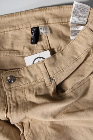 Damenhose H&M Divided, Größe L, Farbe Beige, Preis € 7,99