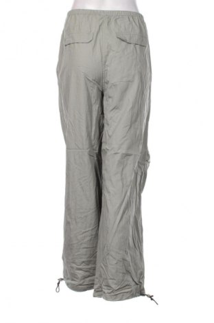 Pantaloni de femei H&M Divided, Mărime S, Culoare Gri, Preț 33,99 Lei