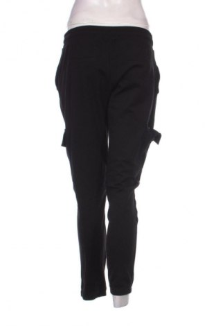 Pantaloni de femei Magnum, Mărime M, Culoare Negru, Preț 68,99 Lei