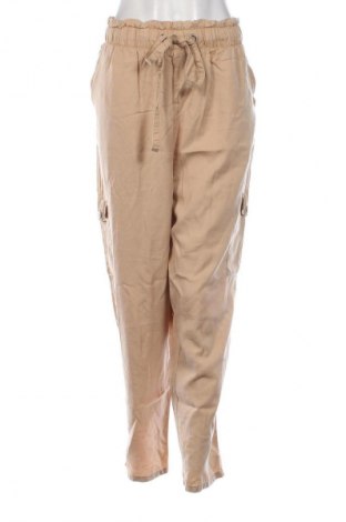 Damenhose ONLY Carmakoma, Größe XL, Farbe Beige, Preis € 6,99