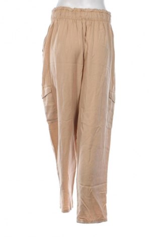 Damenhose ONLY Carmakoma, Größe XL, Farbe Beige, Preis 7,99 €