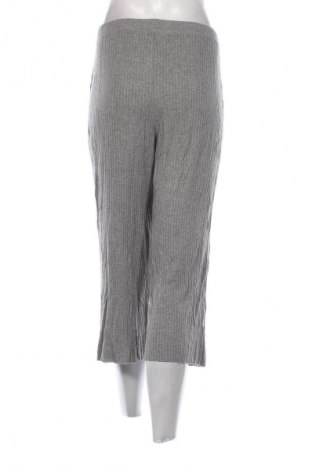 Damenhose Pull&Bear, Größe M, Farbe Grau, Preis 9,49 €