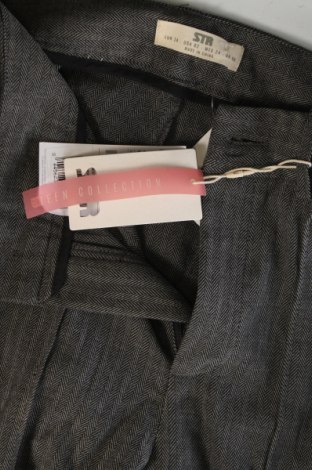 Pantaloni de femei Stradivarius, Mărime XS, Culoare Gri, Preț 68,99 Lei