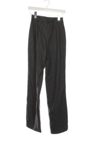 Pantaloni de femei Stradivarius, Mărime XS, Culoare Gri, Preț 68,99 Lei