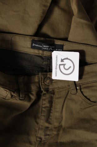 Damenhose Stradivarius, Größe S, Farbe Grün, Preis € 6,49