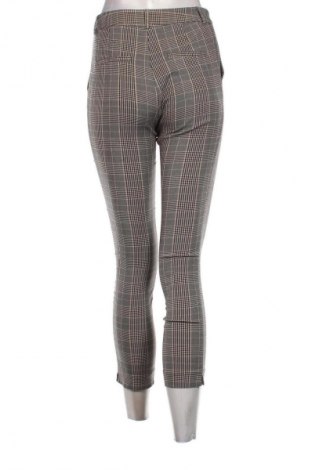 Damenhose Stradivarius, Größe S, Farbe Grau, Preis 7,99 €