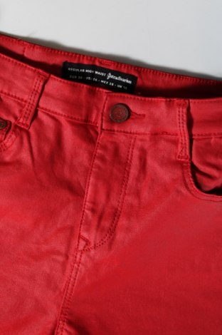 Damenhose Stradivarius, Größe M, Farbe Rot, Preis 9,49 €