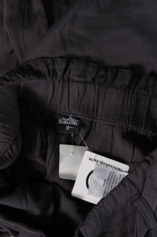 Pantaloni de femei Sublevel, Mărime S, Culoare Gri, Preț 77,99 Lei