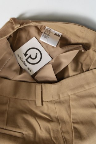 Pantaloni de femei Uniqlo, Mărime L, Culoare Bej, Preț 134,99 Lei