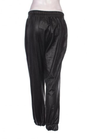 Pantaloni de femei Zara, Mărime M, Culoare Negru, Preț 26,99 Lei