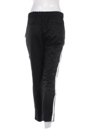 Pantaloni de femei Zara Man, Mărime M, Culoare Negru, Preț 35,99 Lei