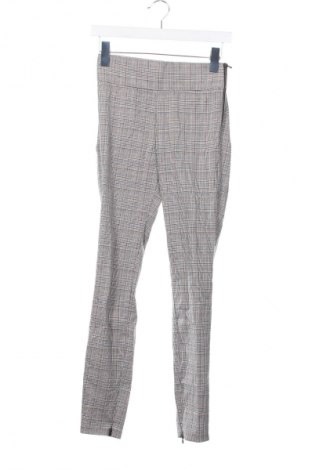 Pantaloni de femei Zara Trafaluc, Mărime XS, Culoare Multicolor, Preț 34,99 Lei