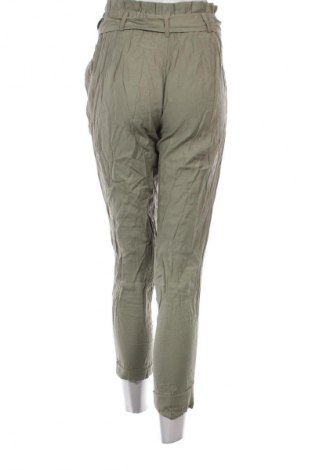 Pantaloni de femei Zara Trafaluc, Mărime XS, Culoare Verde, Preț 28,99 Lei