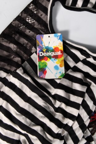 Дамски потник Desigual, Размер S, Цвят Многоцветен, Цена 34,49 лв.