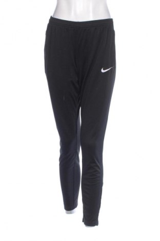 Pantaloni trening de femei Nike, Mărime S, Culoare Negru, Preț 121,99 Lei