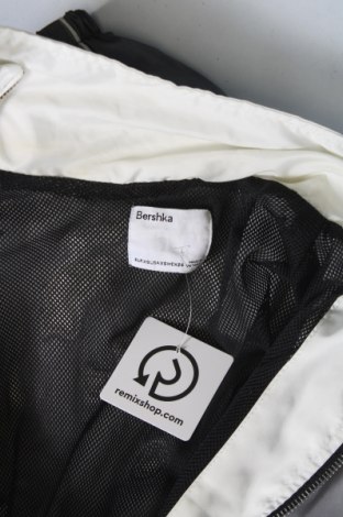 Dámský sportovní vrch  Bershka, Velikost XS, Barva Vícebarevné, Cena  249,00 Kč