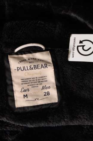 Дамско яке Pull&Bear, Размер M, Цвят Черен, Цена 58,29 лв.