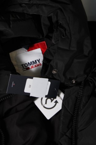 Dámska bunda  Tommy Jeans, Veľkosť XS, Farba Čierna, Cena  140,95 €