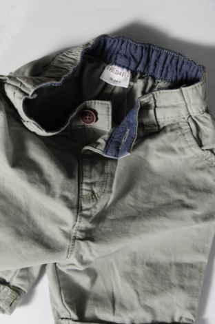 Kinder Shorts F&F, Größe 18-24m/ 86-98 cm, Farbe Grün, Preis € 4,99