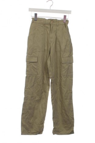 Pantaloni pentru copii Target, Mărime 14-15y/ 168-170 cm, Culoare Verde, Preț 29,99 Lei