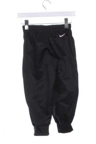 Dětské tepláky Nike, Velikost 10-11y/ 146-152 cm, Barva Černá, Cena  279,00 Kč