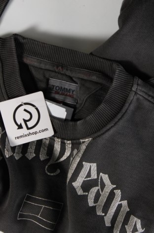 Pánské tričko  Tommy Jeans, Velikost S, Barva Šedá, Cena  1 109,00 Kč