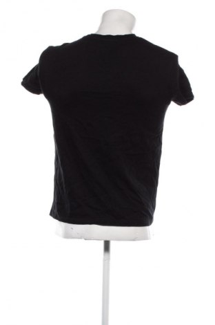 Ανδρικό t-shirt Bershka, Μέγεθος S, Χρώμα Μαύρο, Τιμή 5,79 €