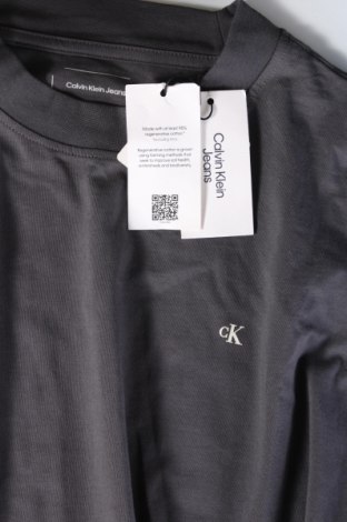 Pánské tričko  Calvin Klein Jeans, Velikost S, Barva Šedá, Cena  1 309,00 Kč