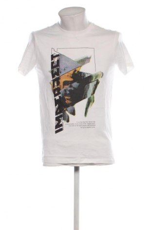 Herren T-Shirt Q/S by S.Oliver, Größe M, Farbe Weiß, Preis € 9,79