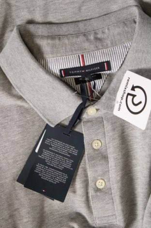 Pánské tričko  Tommy Hilfiger, Velikost XXL, Barva Šedá, Cena  1 309,00 Kč