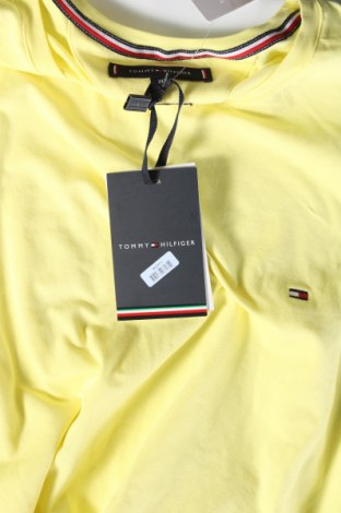 Pánske tričko  Tommy Hilfiger, Veľkosť XL, Farba Žltá, Cena  32,95 €