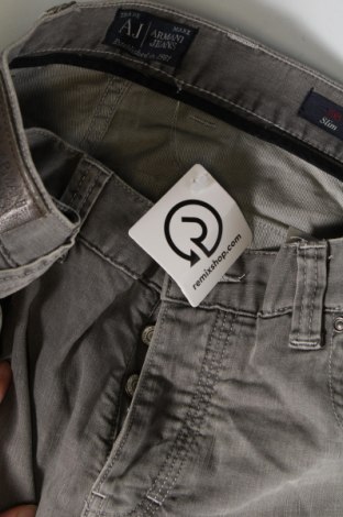 Pánske džínsy  Armani Jeans, Veľkosť M, Farba Sivá, Cena  61,95 €