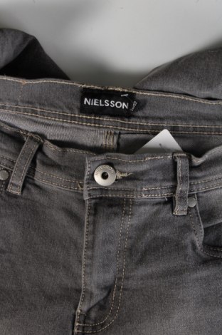 Herren Jeans Nielsson, Größe M, Farbe Grau, Preis 20,29 €