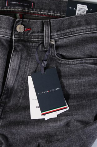 Pánské džíny  Tommy Hilfiger, Velikost M, Barva Šedá, Cena  3 179,00 Kč