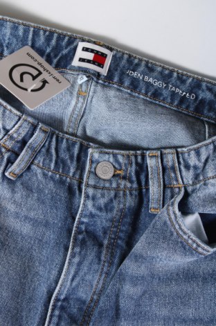 Męskie jeansy Tommy Jeans, Rozmiar M, Kolor Niebieski, Cena 582,99 zł